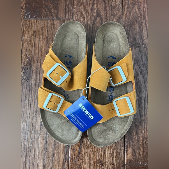 Birkenstock Arizona Soft Footbed Sandals with White Buckles - Narrow Fit - Picture 2 of 13